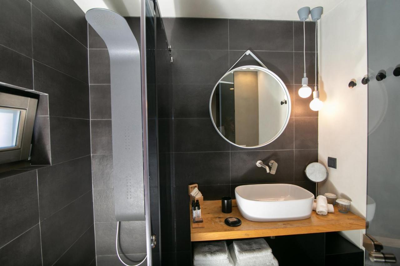 Marquise Suites - Adults Only Фира Екстериор снимка