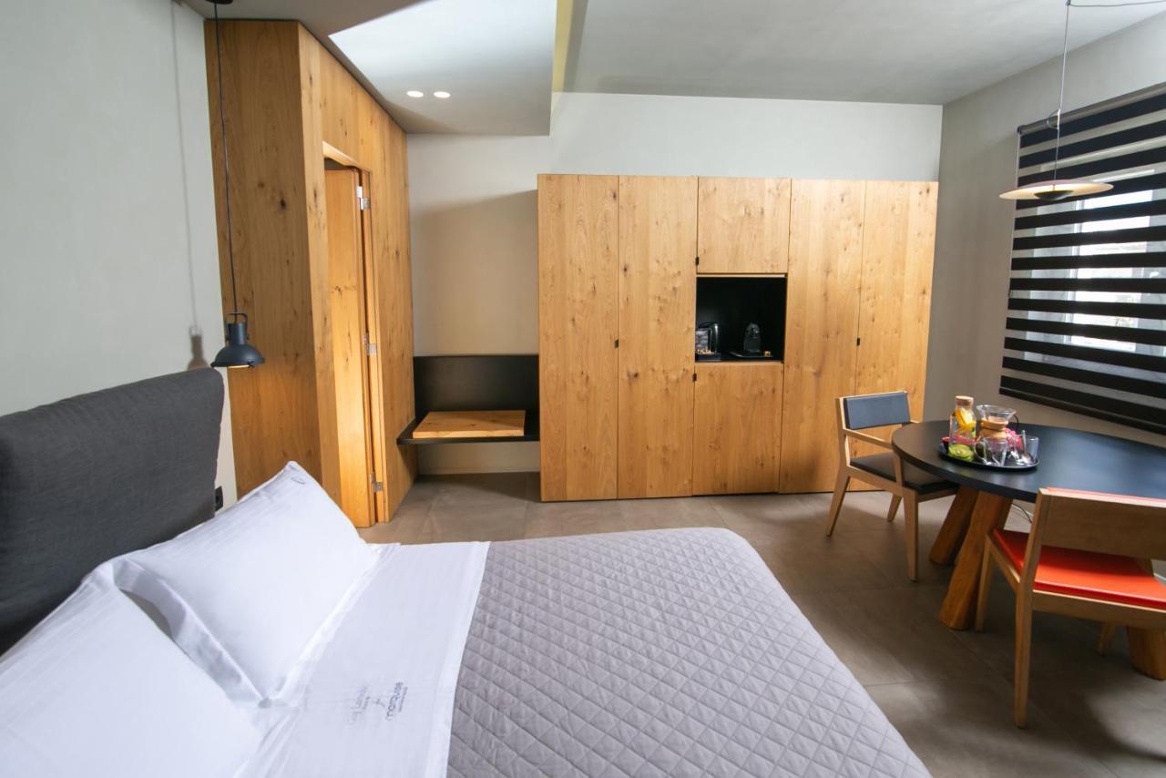 Marquise Suites - Adults Only Фира Екстериор снимка