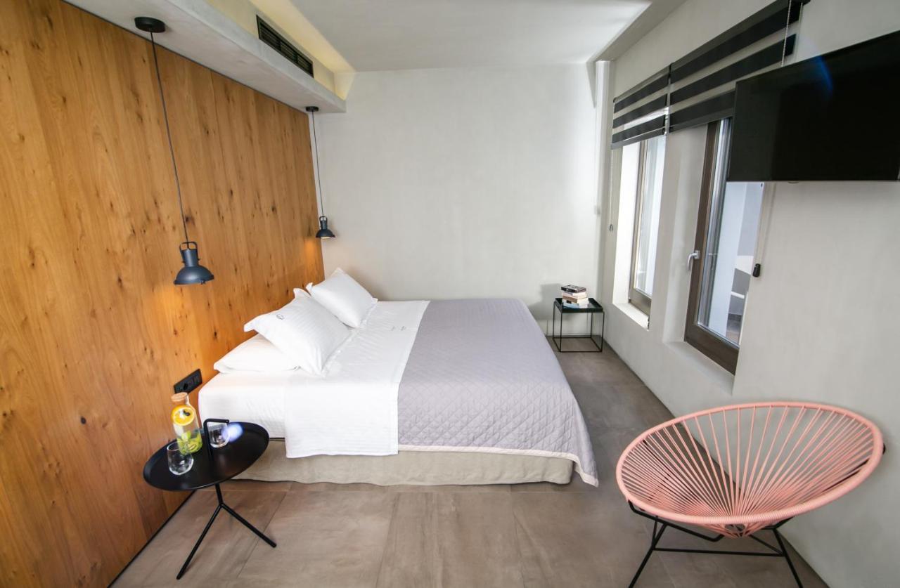 Marquise Suites - Adults Only Фира Екстериор снимка